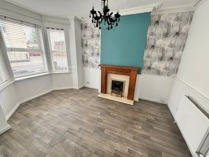 Living Room- click for photo gallery